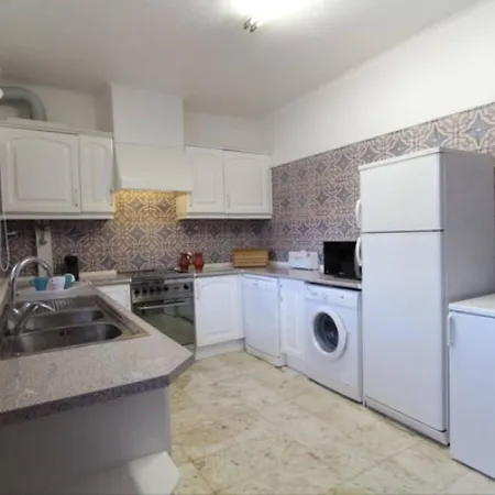506 - Great Pool Area - Ac - Short Walk To Beach Praca - Perfect For Families فيلة